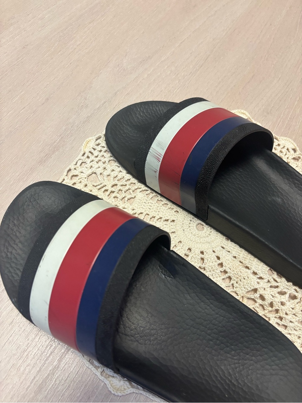Gucci Slides - Picture 4 of 7
